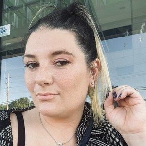 Meet your Posher, Nichole